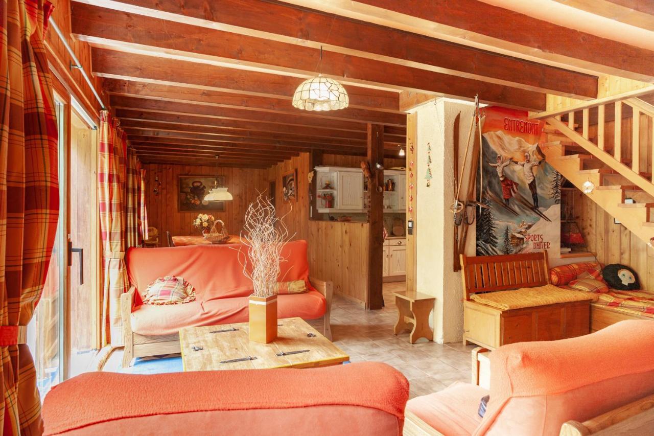Grand Appartement Proche Gd Bornand Glieres-Val-de-Borne Exterior photo