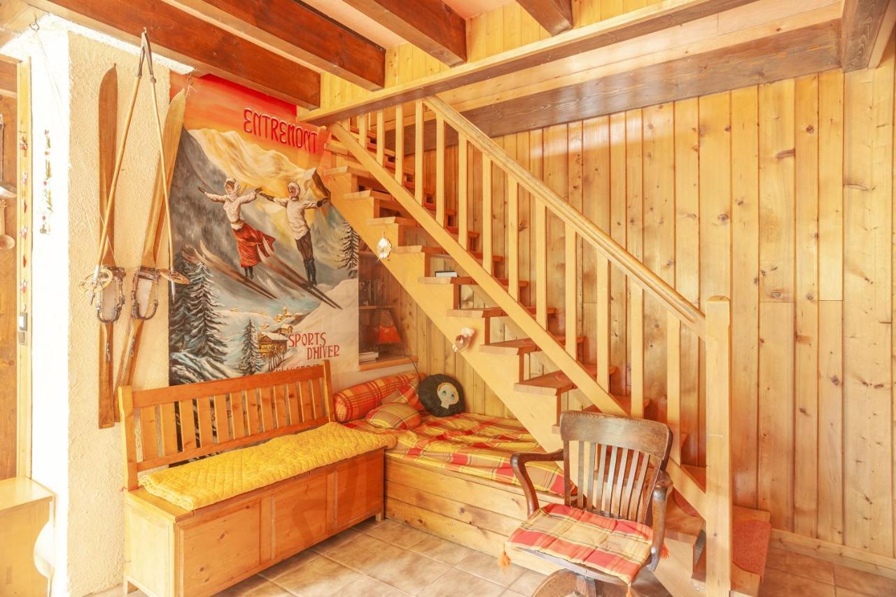 Grand Appartement Proche Gd Bornand Glieres-Val-de-Borne Exterior photo